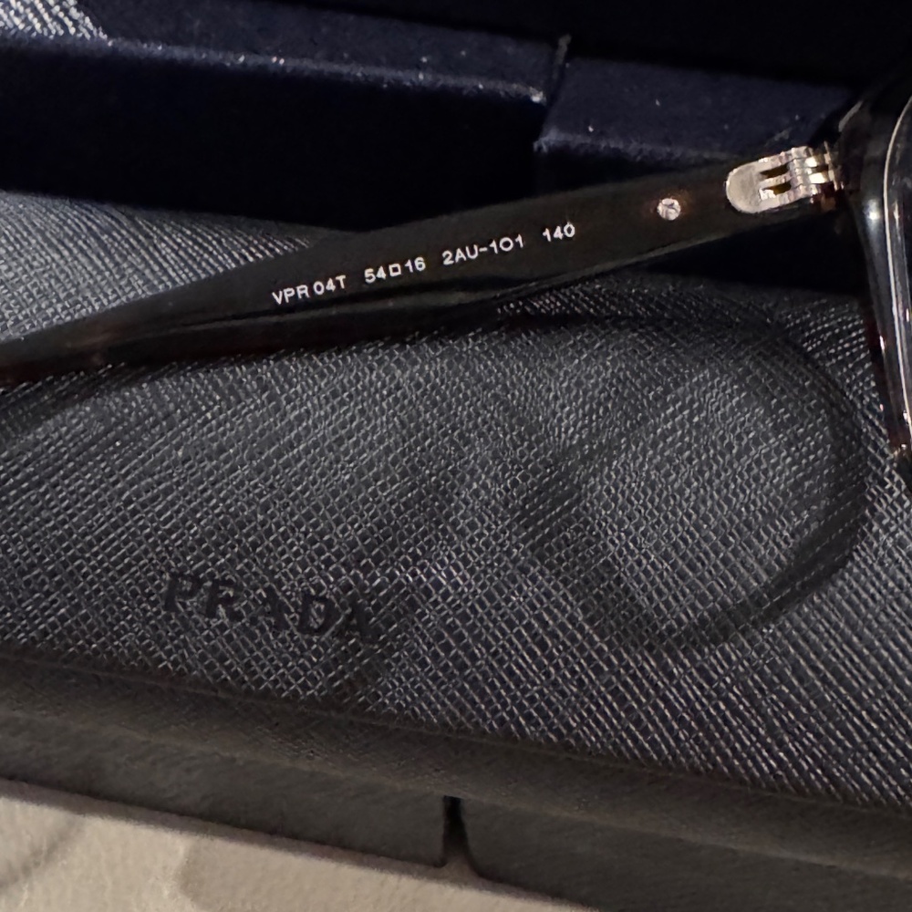 Prada eyeglasses - Picture 4 of 4